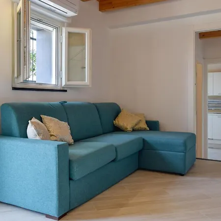 Nice Home In Cogorno With Ethernet Internet *
