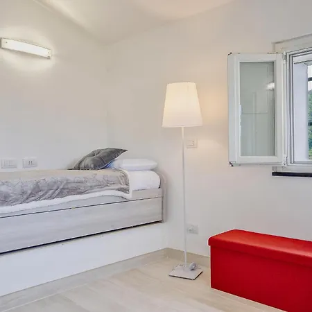 Nice Home In Cogorno With Ethernet Internet Dom wakacyjny